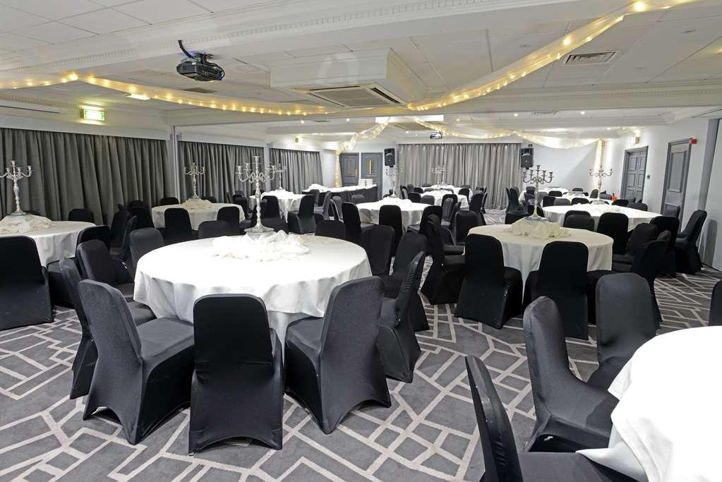 Holystone  Village Hotel Newcastle מתקנים תמונה