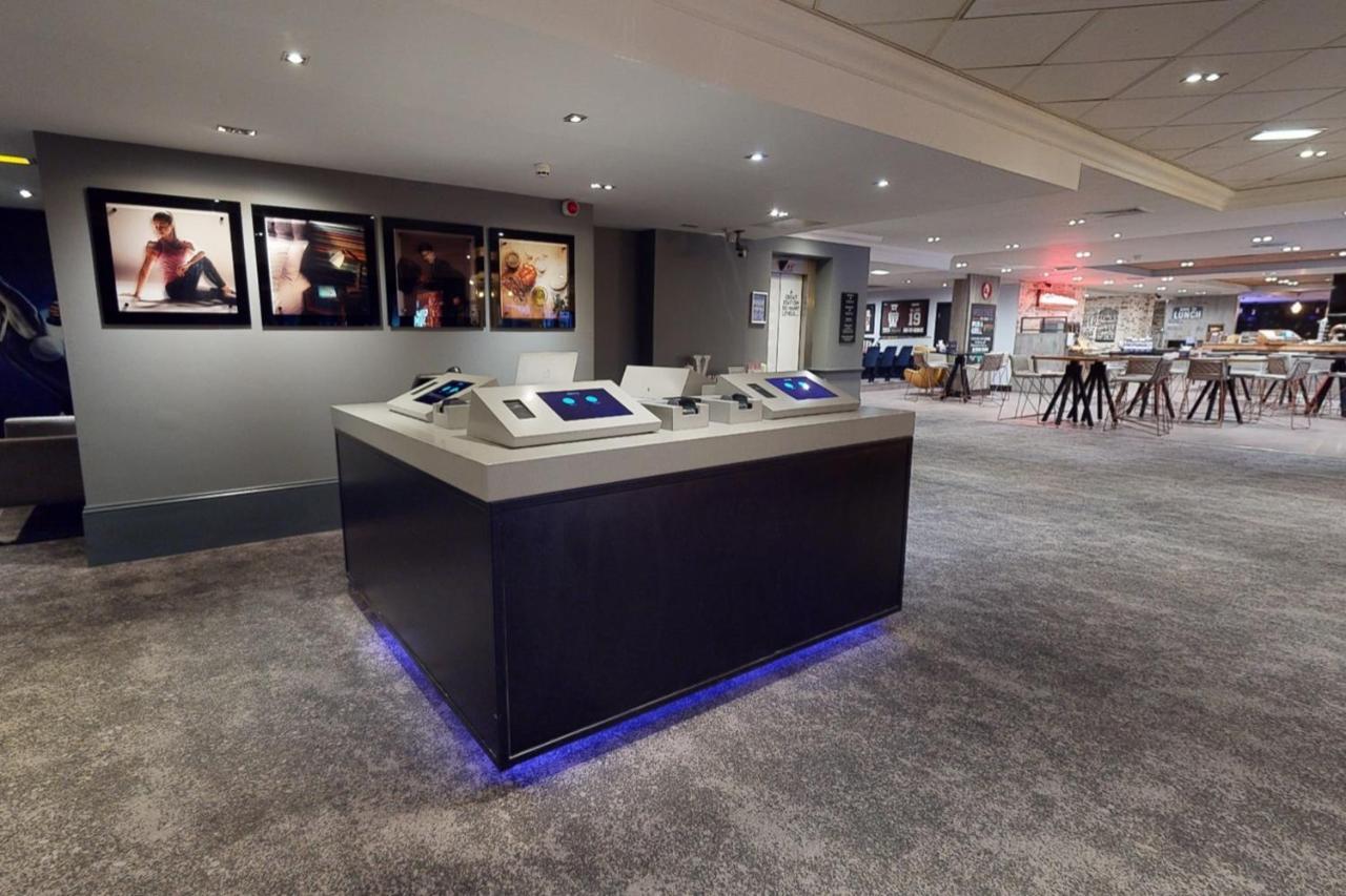 Holystone  Village Hotel Newcastle מראה חיצוני תמונה